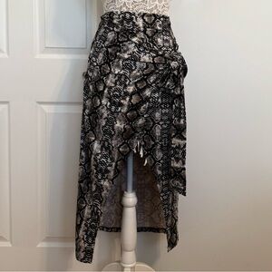 By Egreis Snake Print Wrap Skirt